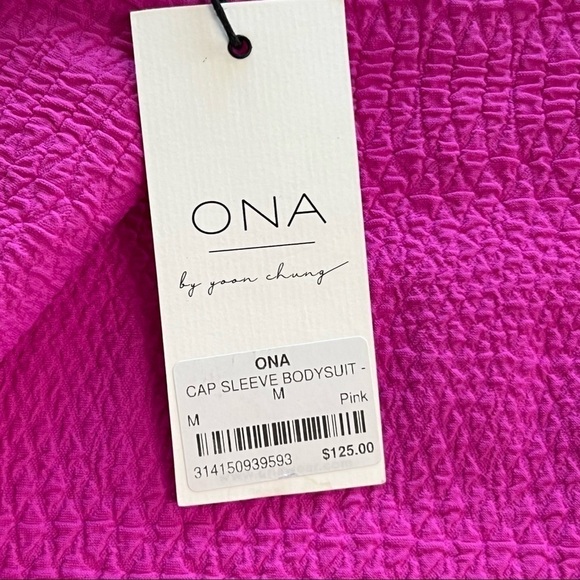 NWT CARBON38 ONA Dance Leotard Barbie Pink Python Cap Sleeve Thong Bodysuit M - Picture 7 of 8